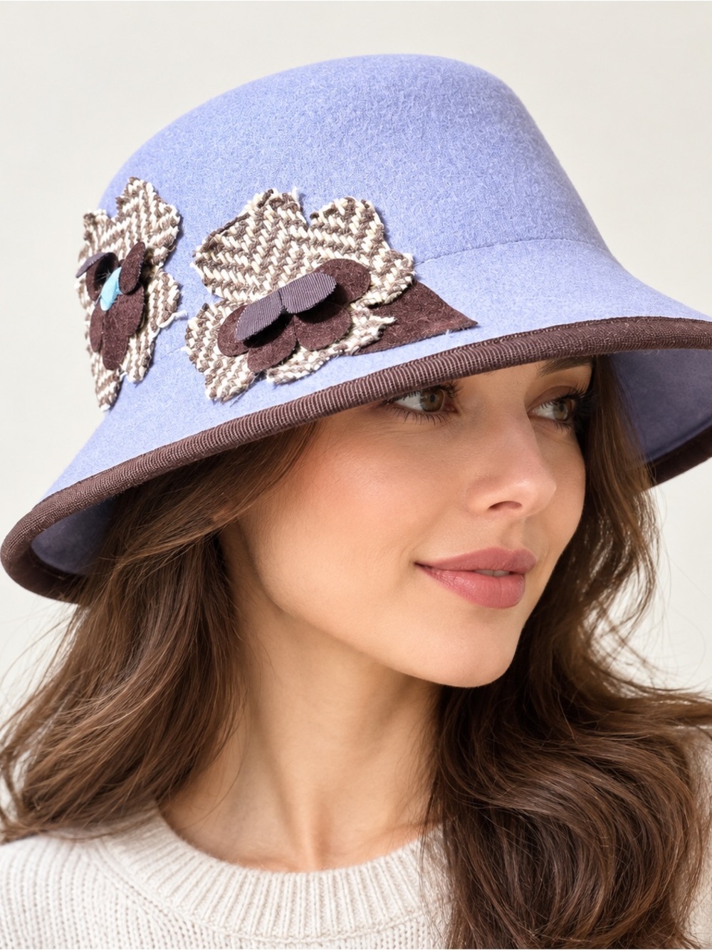 Da-Me Made in Italy Women’s Blue 100% Wool Cloche Hat Floral Appliqué